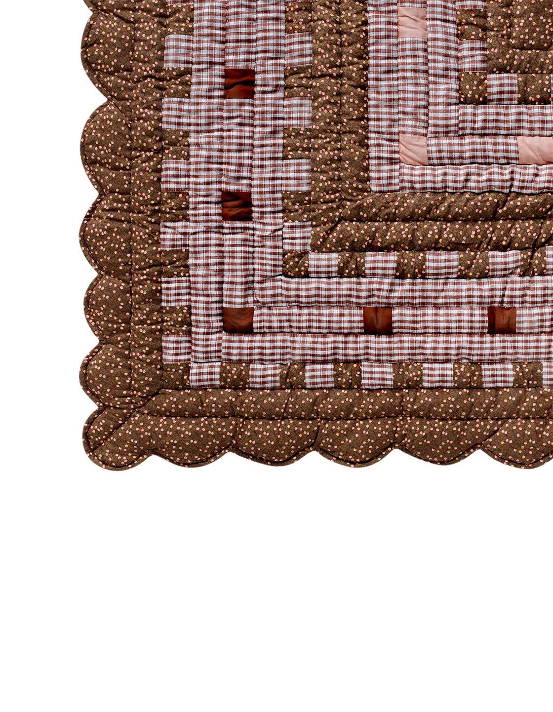 Chocolate Gingham Scalloped Quilt
