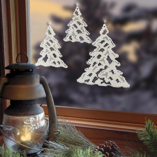 Lace Pine Tree Decor Set